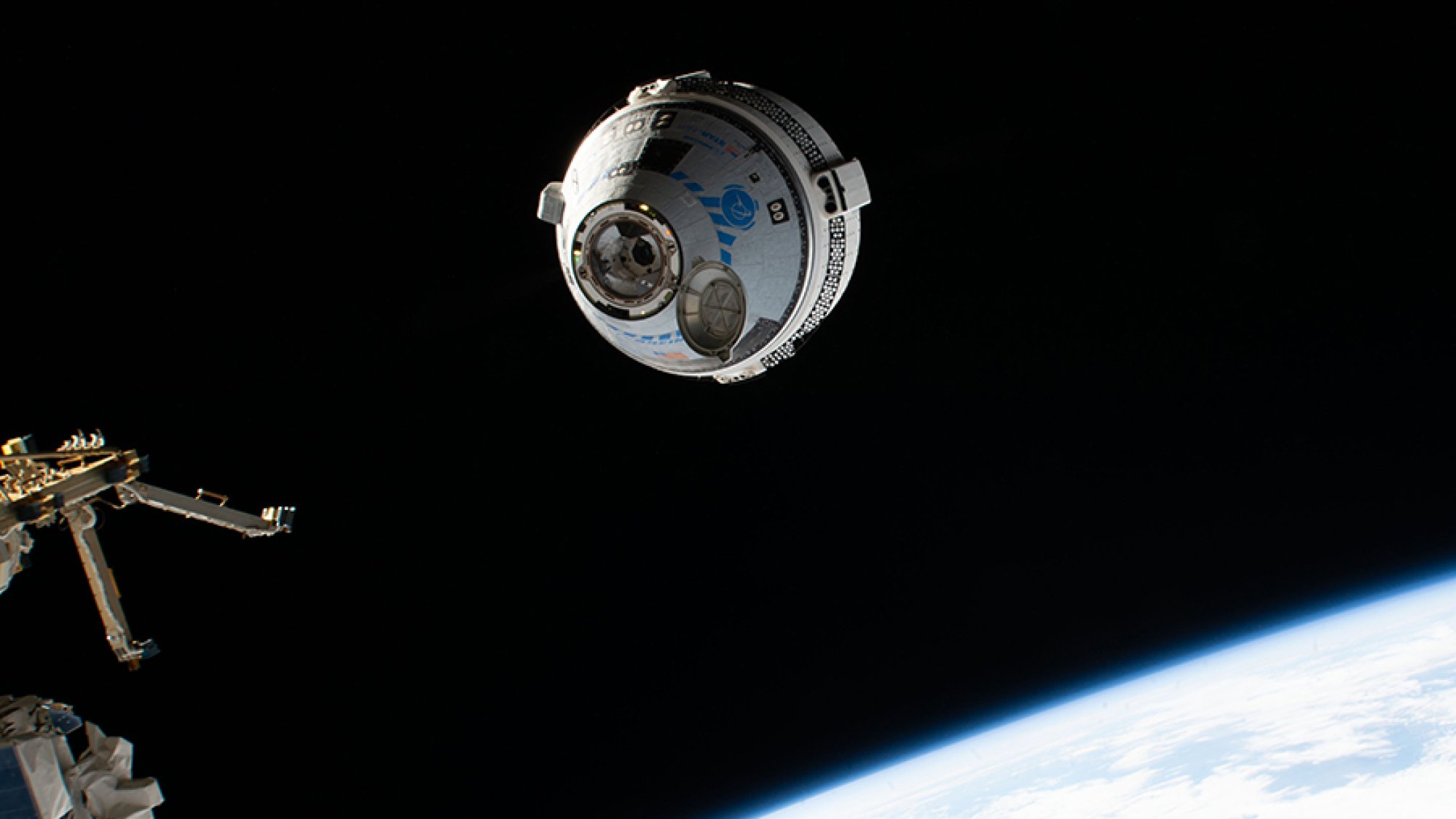 Boeing Starliner approaching the International Space Station